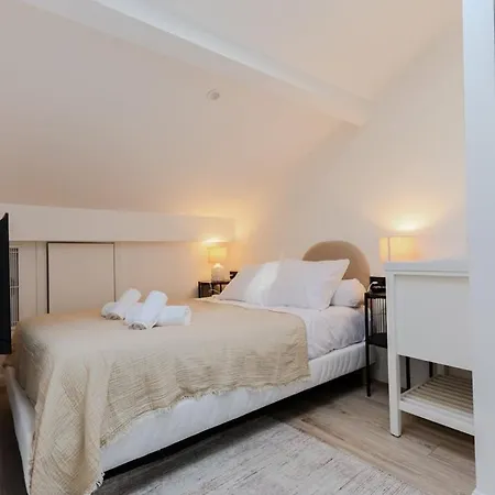 アパート Modern 3br Duplex Near Port & Old Town | By Airnest ニース