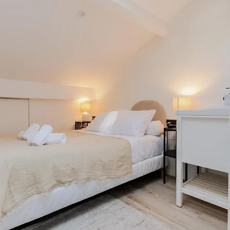 3Br Duplex W/ Balcony & A/C - Port Of Nice | By Airnest Nizza
