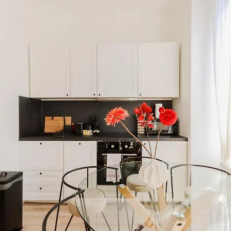 3Br Duplex W/ Balcony & A/C - Port Of Nice | By Airnest