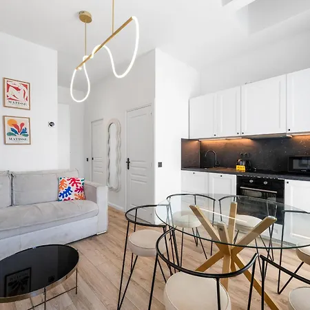 3br Duplex W/ Balcony & A/c - Port Of | By Airnest Appartement *