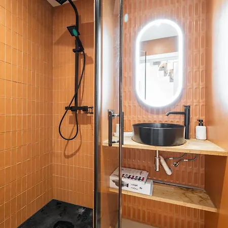 3br Duplex W/ Balcony & A/c - Port Of | By Airnest Appartement *