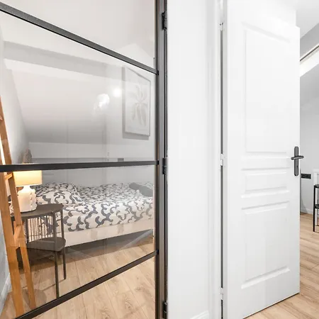 3br Duplex W/ Balcony & A/c - Port Of | By Airnest Nice